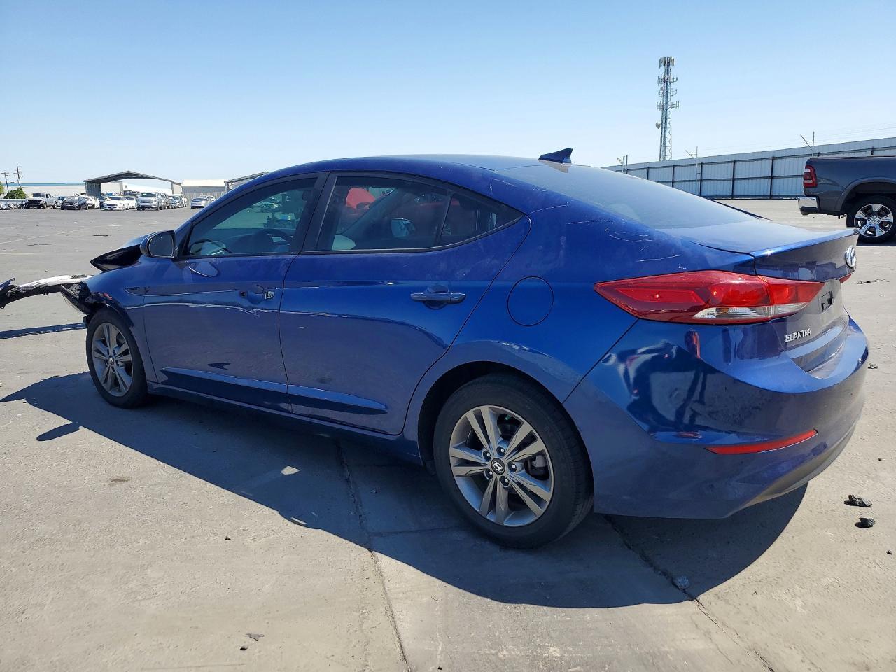2018 Hyundai Elantra Sel - Image 2