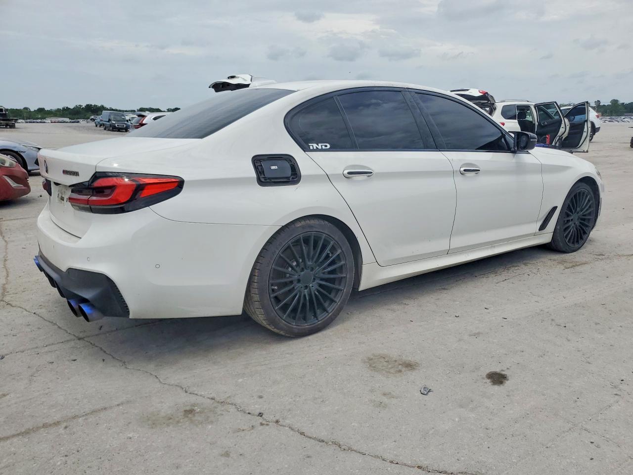 2018 BMW M550Xi - Фото 3