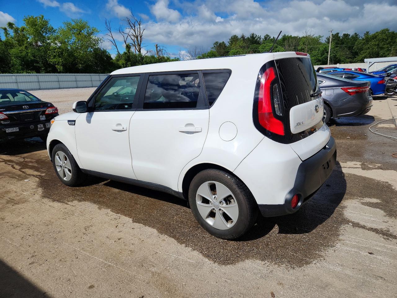 2016 Kia Soul Base - Image 2