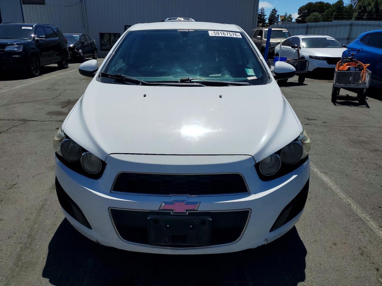 2016 Chevrolet Sonic Lt - Фото 5