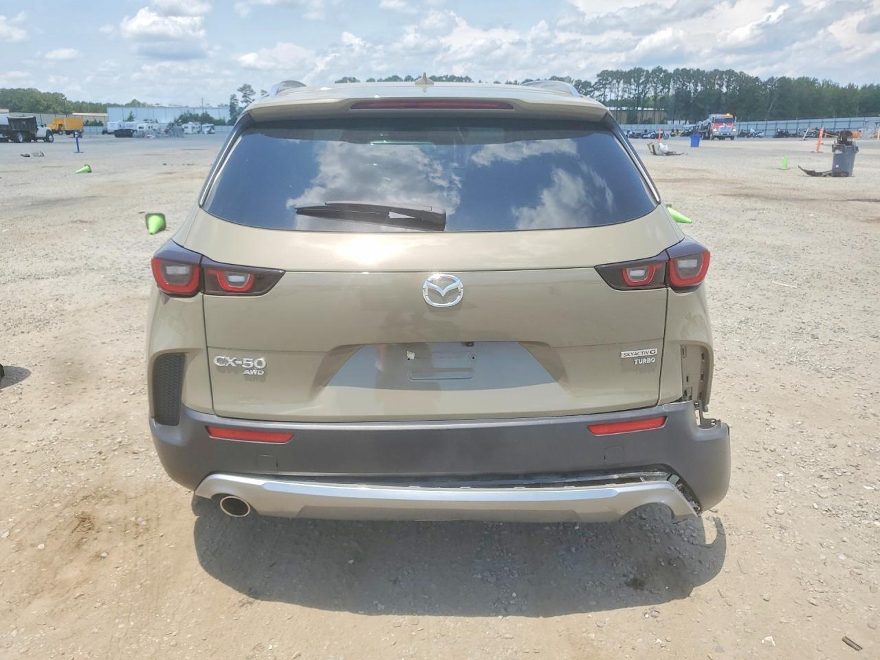 2025 Mazda Cx-50 - Image 6
