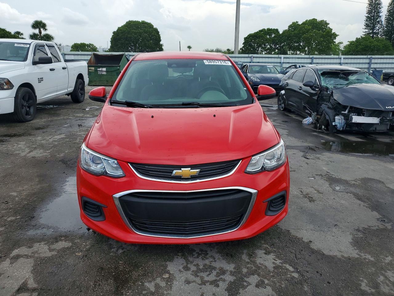 2020 Chevrolet Sonic - Image 5