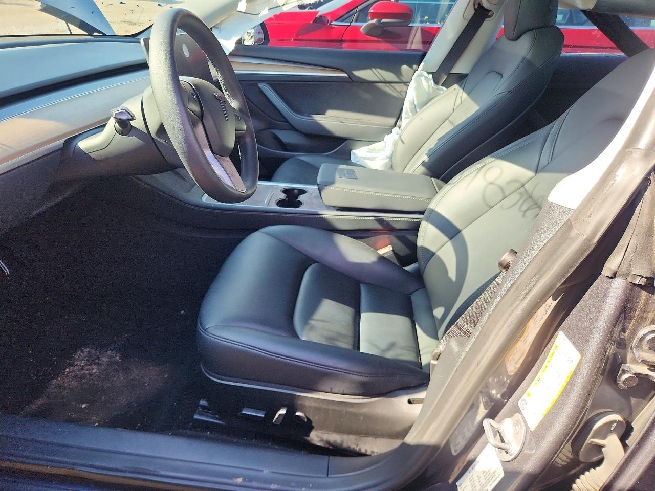 2023 Tesla Model 3 - Image 7