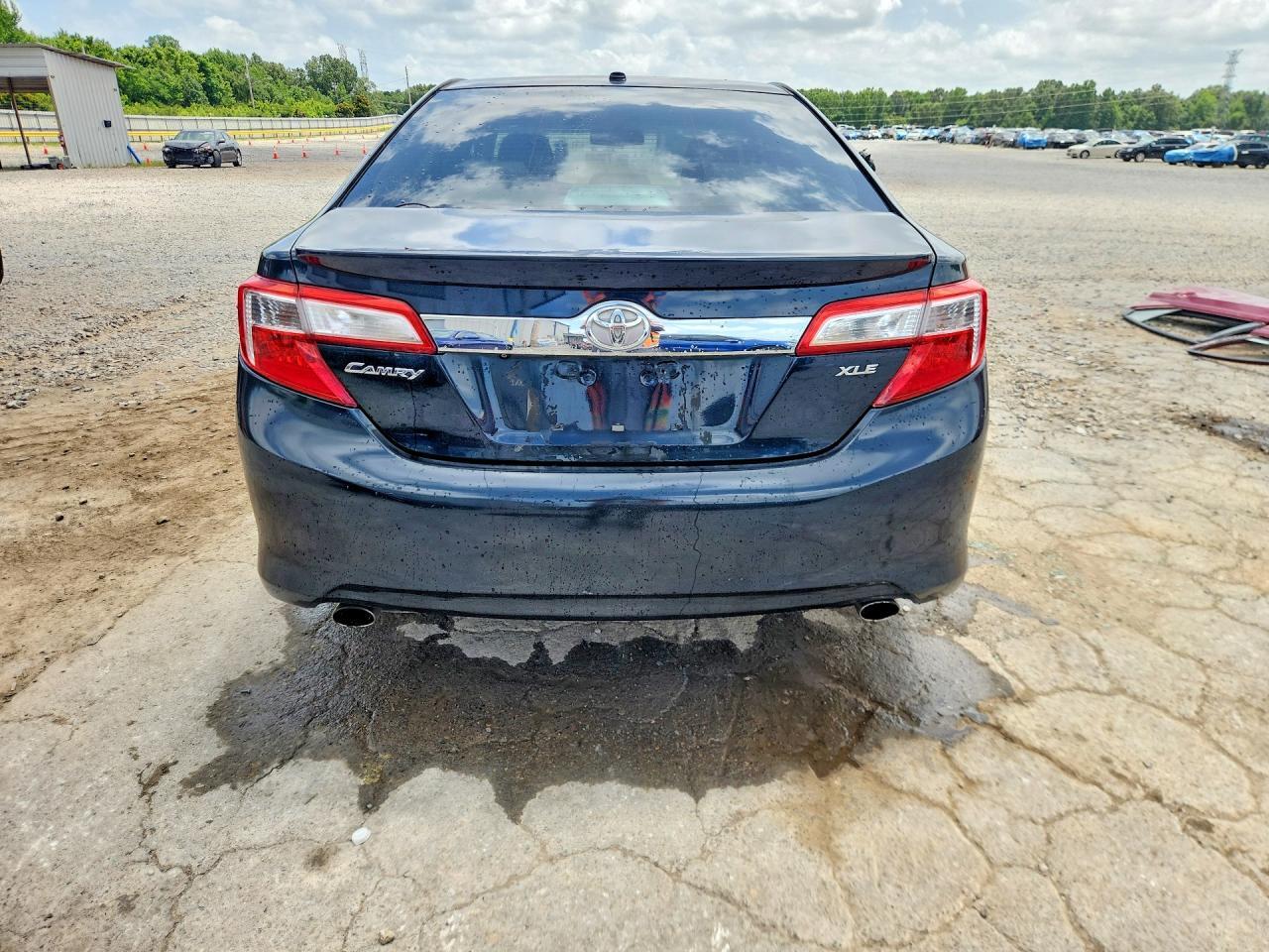 2012 Toyota Camry Xle V6 - Фото 6