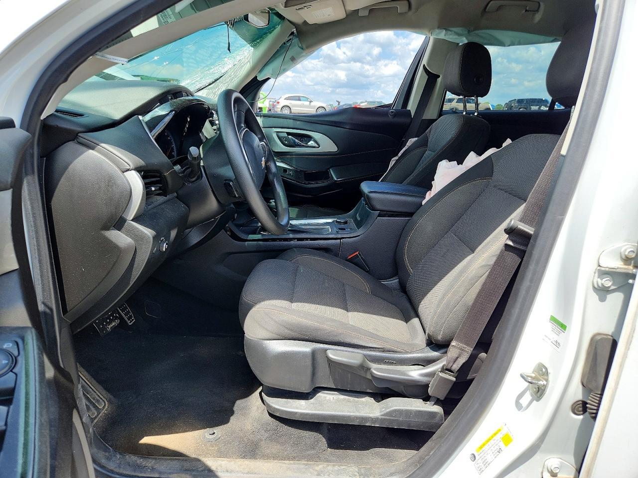 2020 Chevrolet Traverse Ls - Фото 7