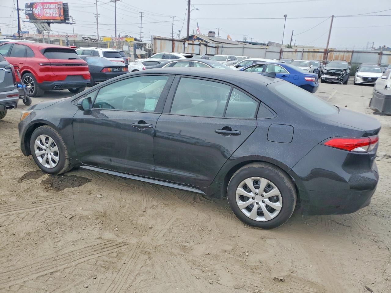 2026 Toyota Corolla Le - Фото 2