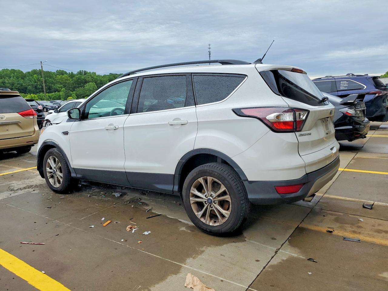 2018 Ford Escape Se - Image 2