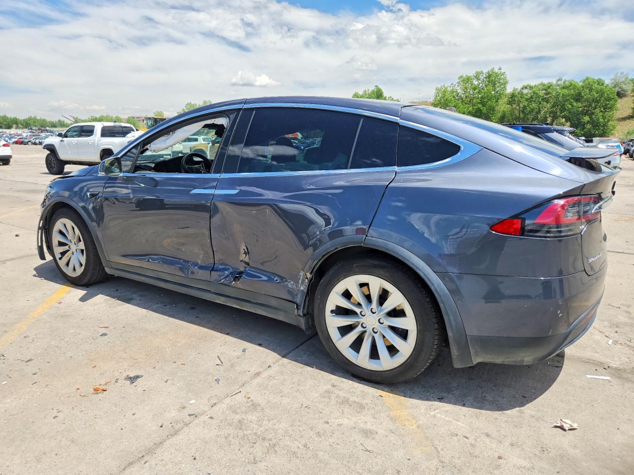 2018 Tesla Model X - Image 2