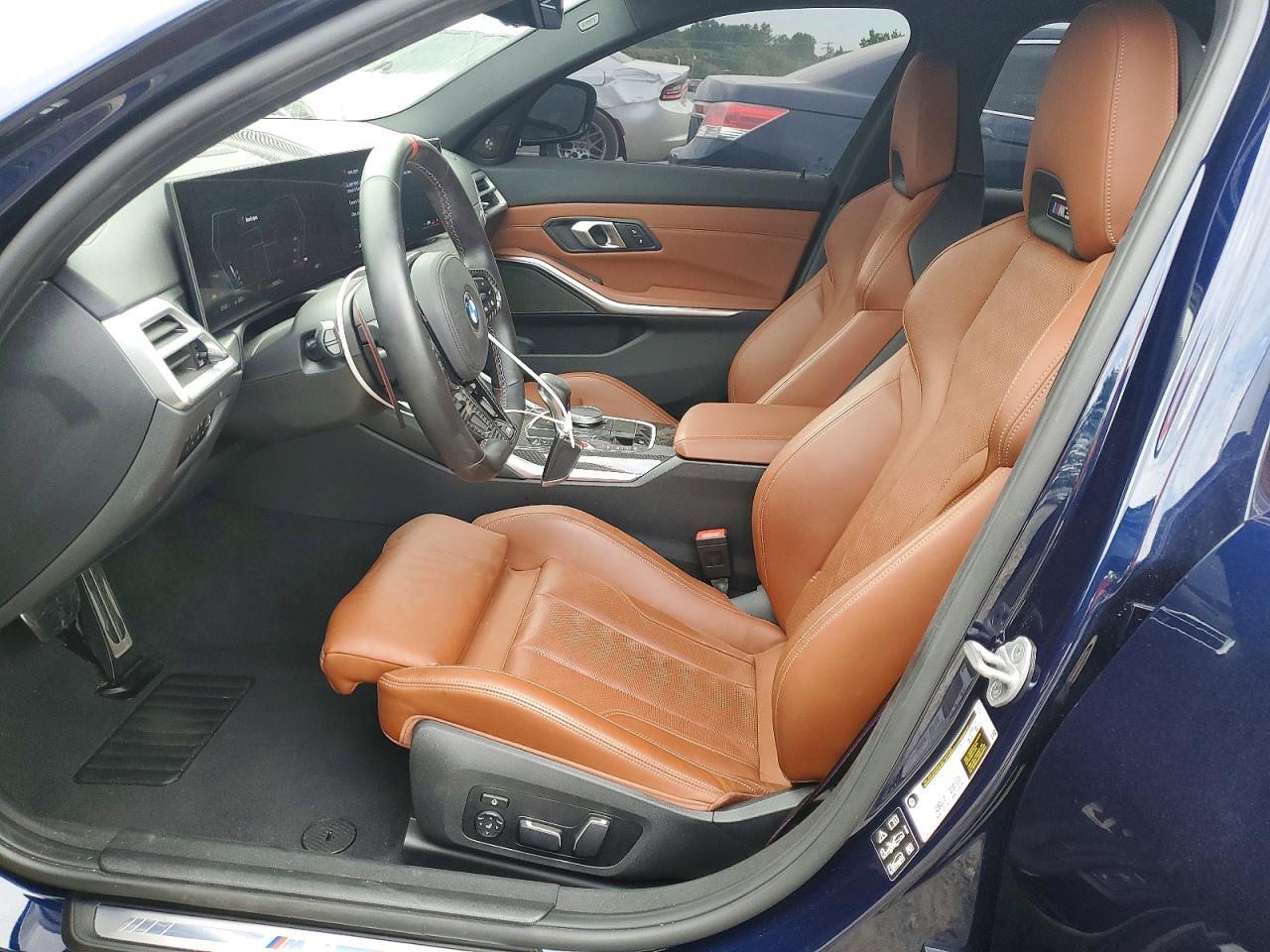 2025 BMW M3 Competition - Фото 7