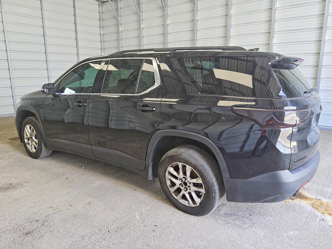 2019 Chevrolet Traverse Lt - Фото 2