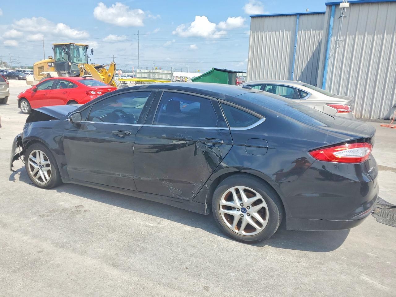 2016 Ford Fusion Se - Фото 2