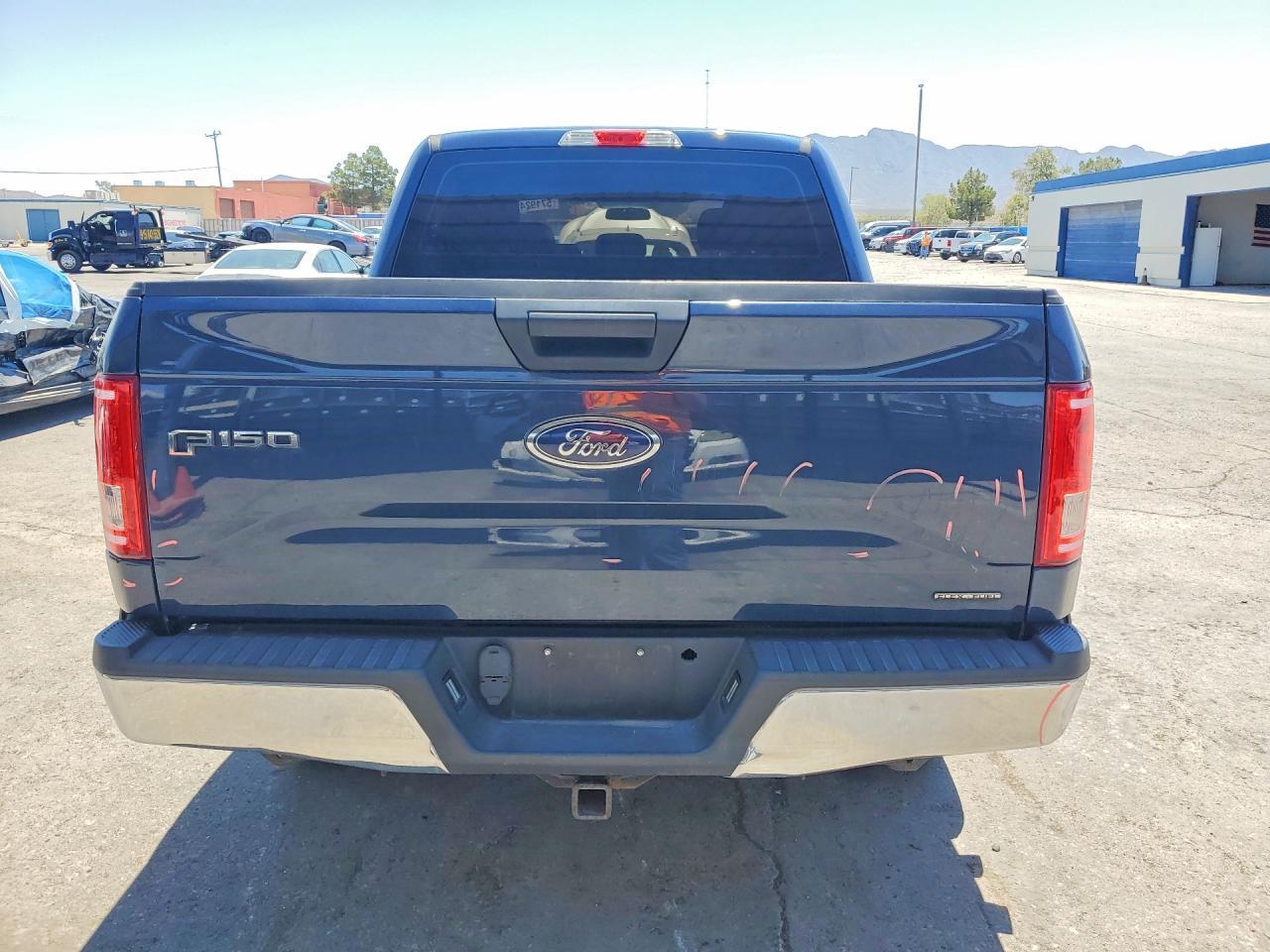 2015 Ford F150 Supercrew - Фото 6