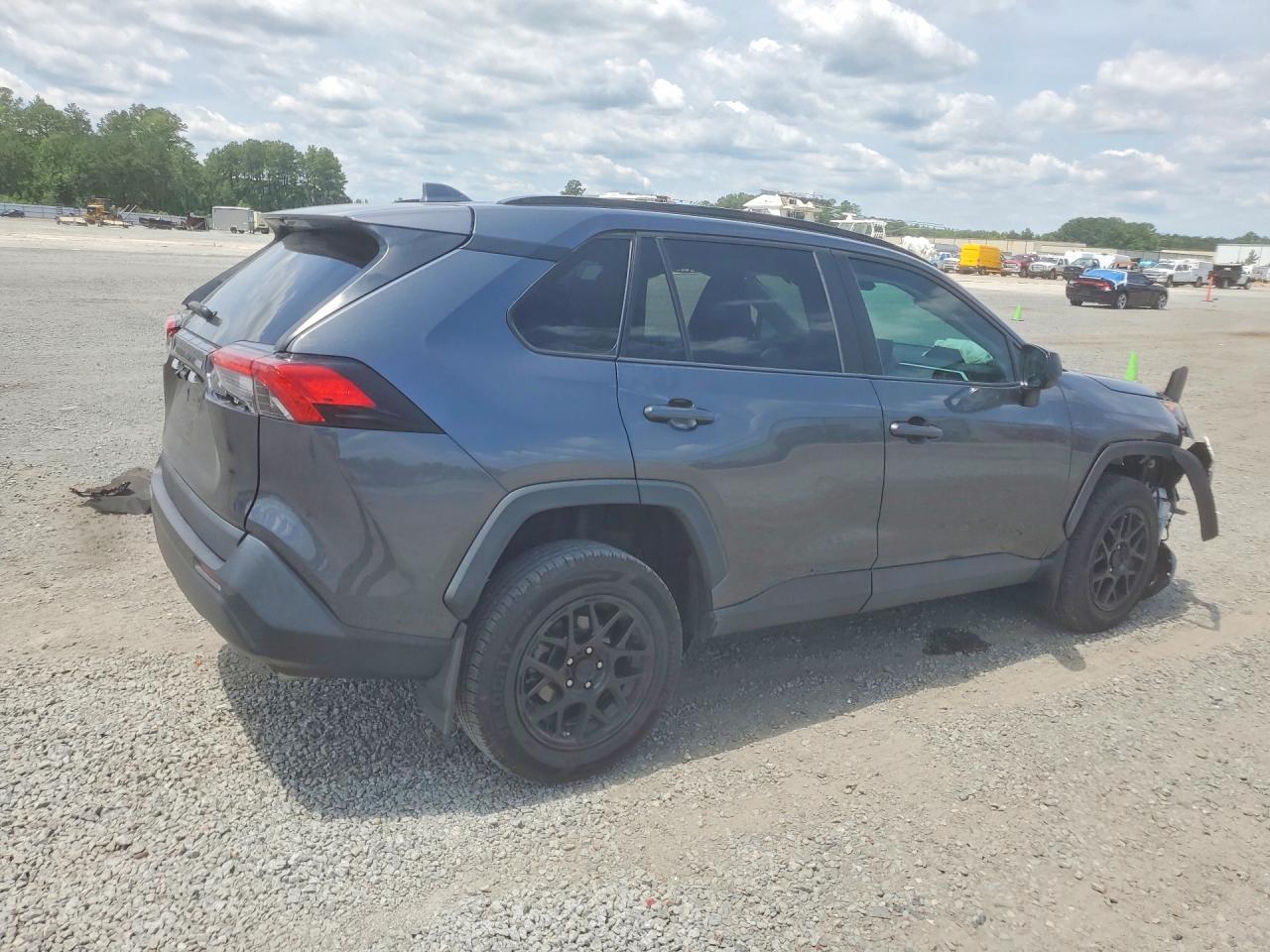 2020 Toyota Rav4 Le - Image 3