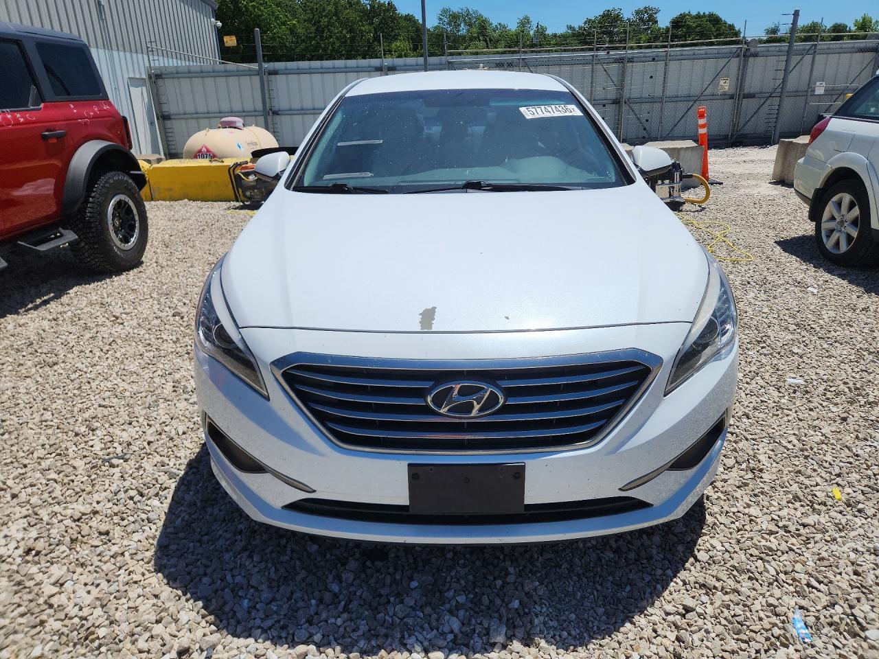 2016 Hyundai Sonata Se - Фото 5