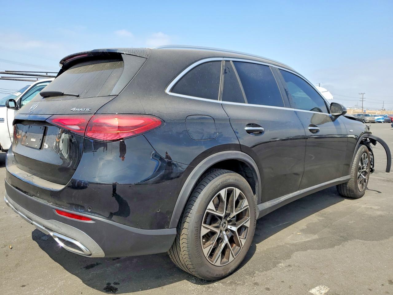 2025 Mercedes-Benz Glc - Фото 3
