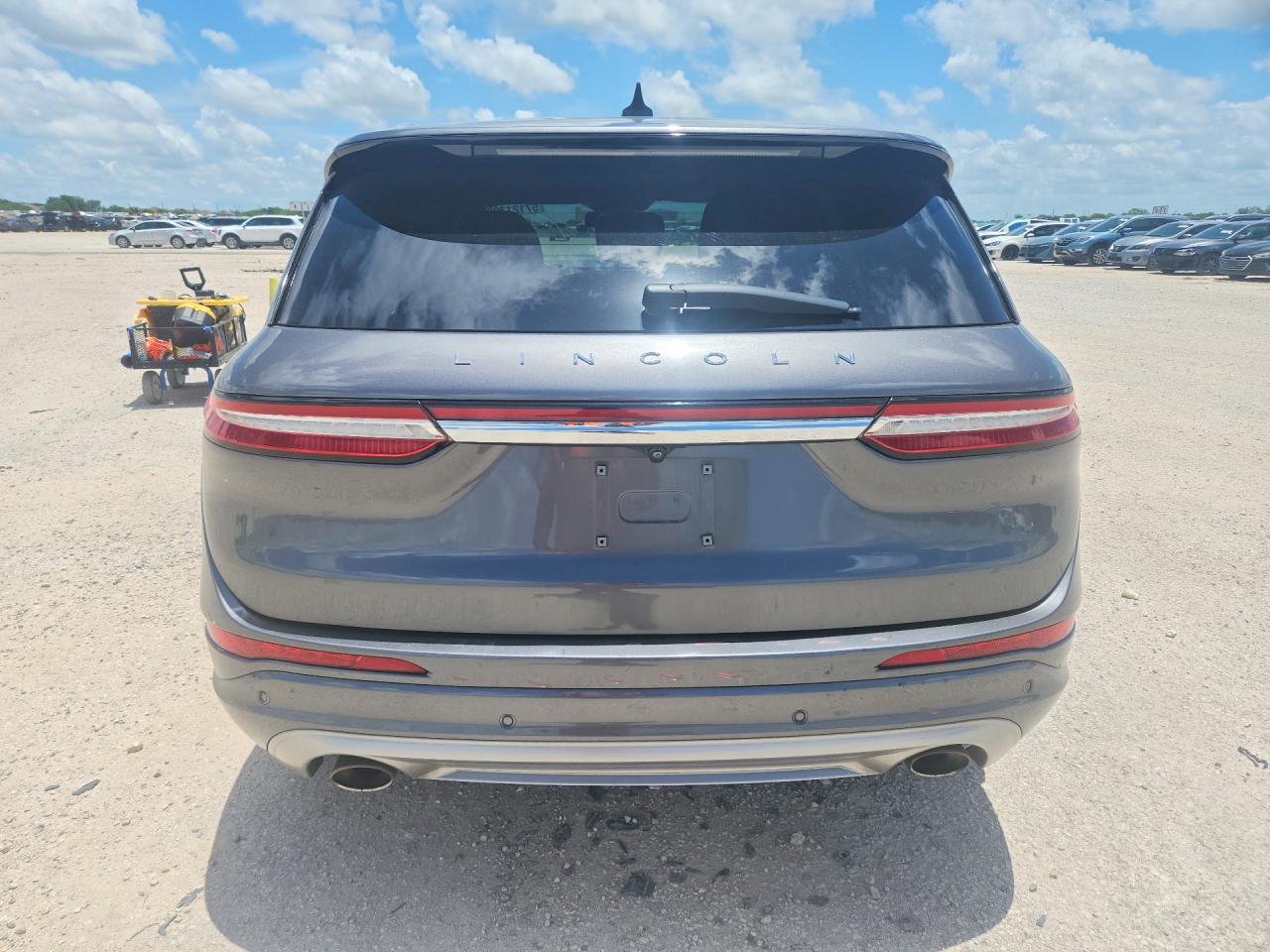 2021 Lincoln Corsair - Image 6