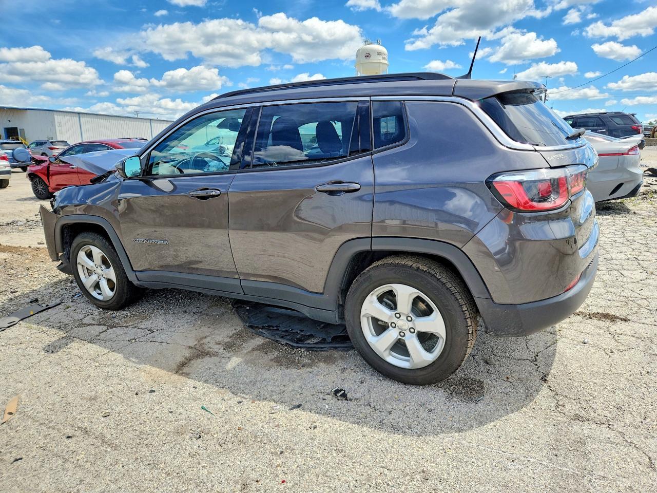 2019 Jeep Compass Latitude - Фото 2