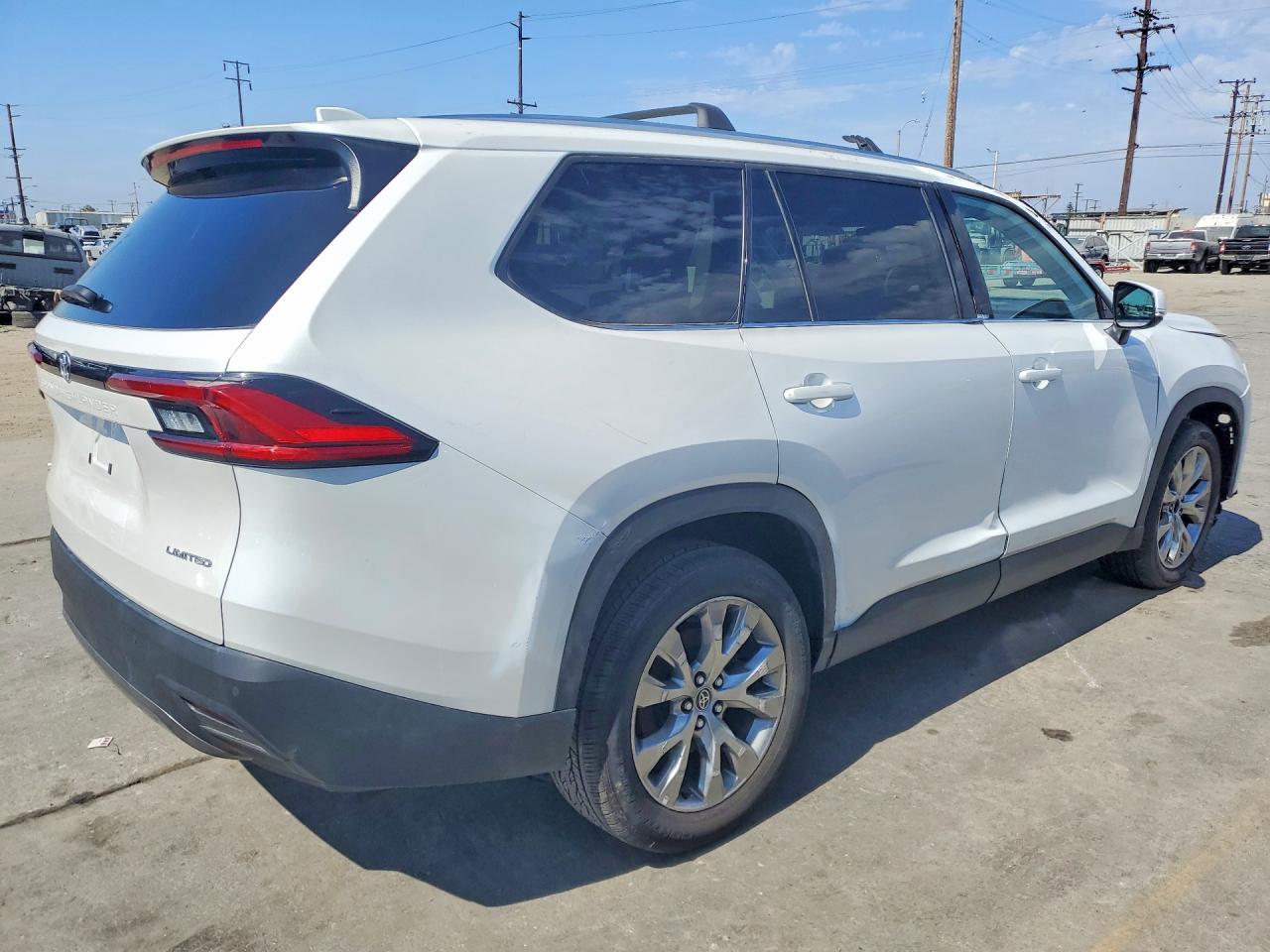 2024 Toyota Grand Highlander Limited - Фото 3