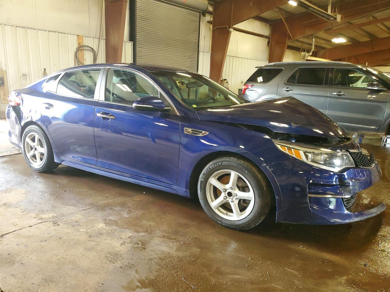 2018 Kia Optima Lx - Image 4