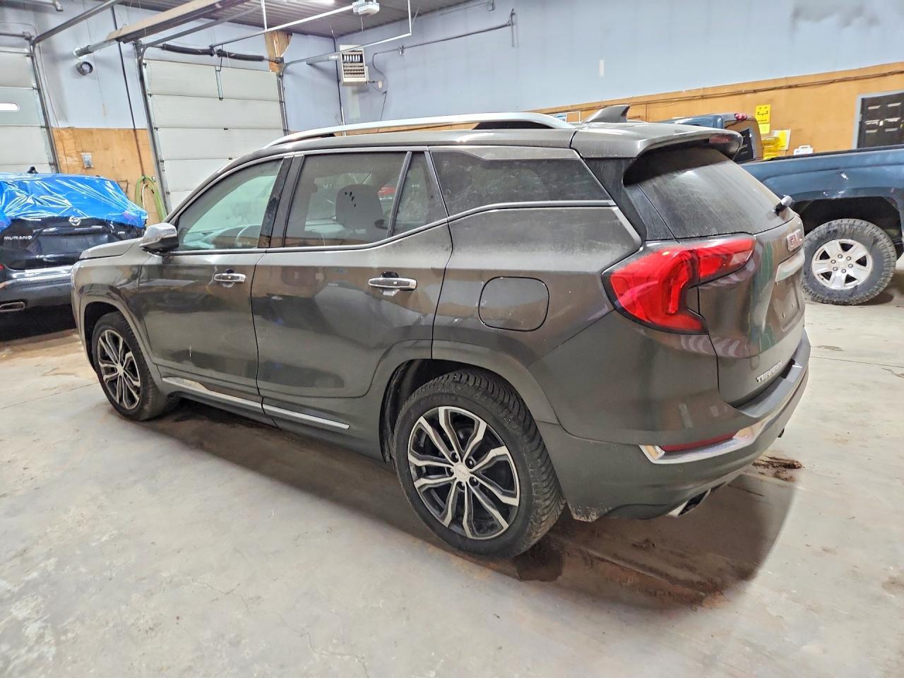 2019 GMC Terrain Denali - Фото 2