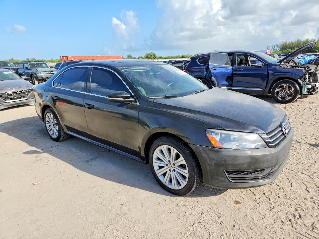 2012 Volkswagen Passat Se - Фото 4