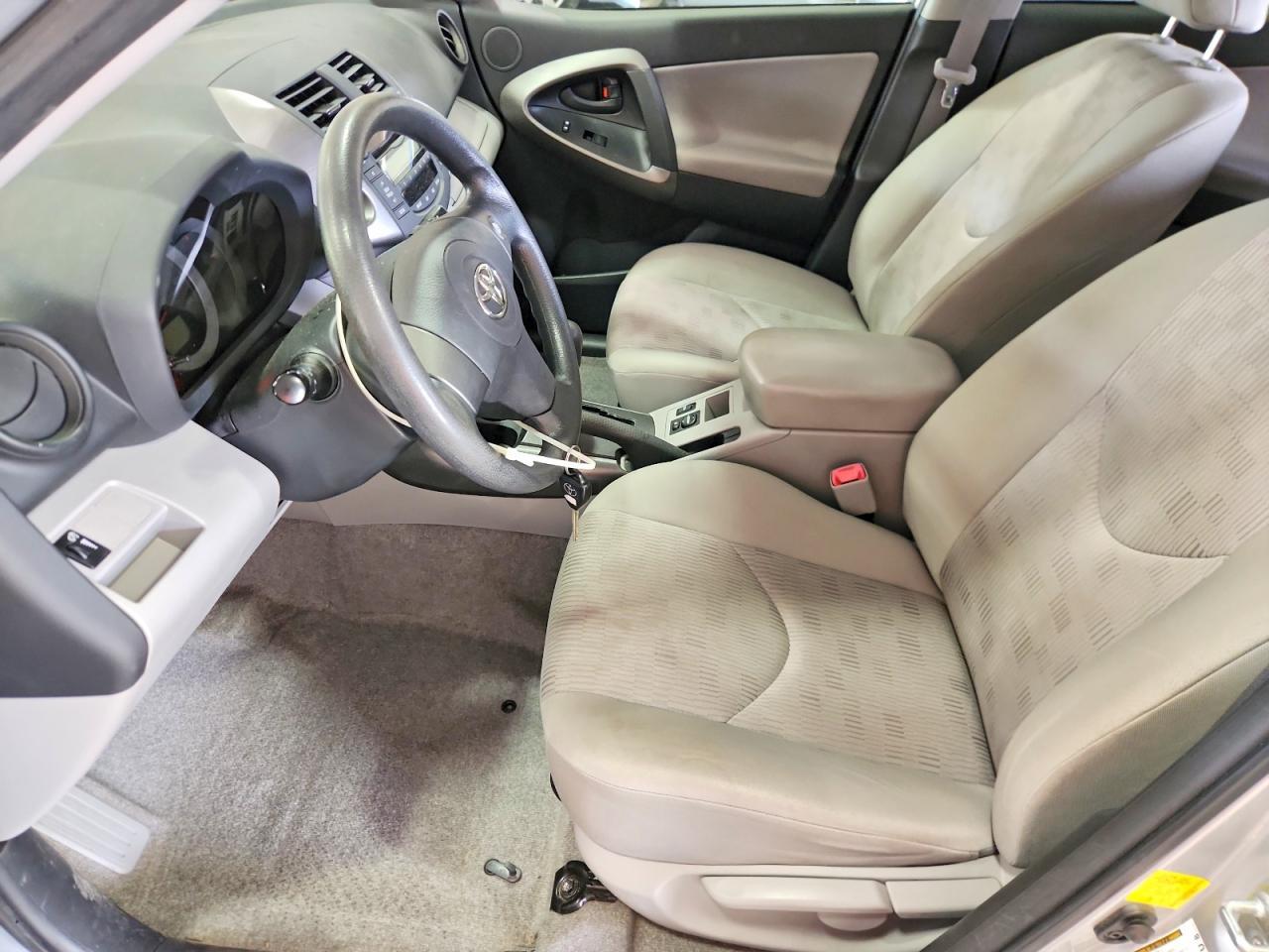 2011 Toyota Rav4 Base - Фото 7