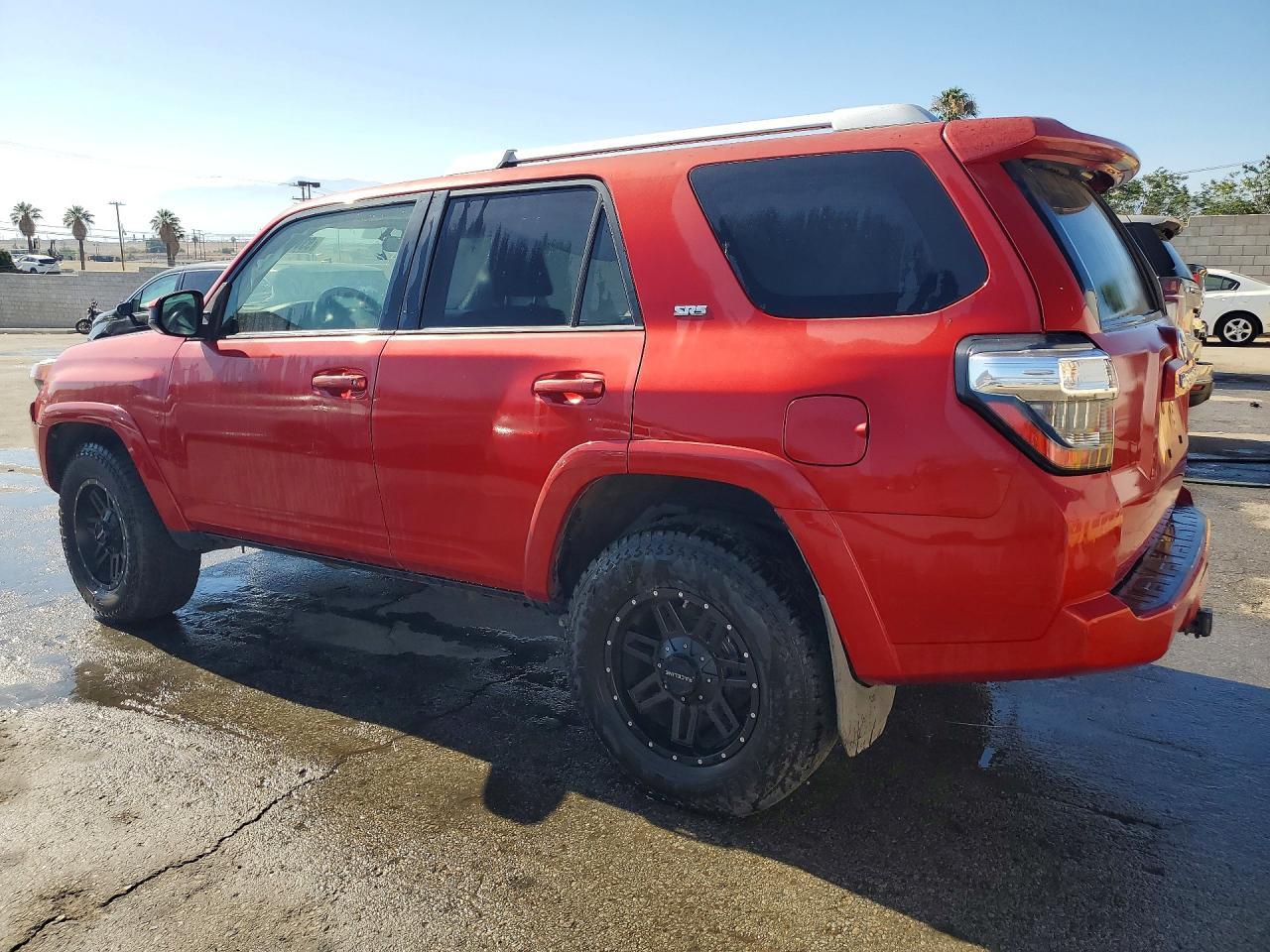 2014 Toyota 4Runner Sr5 - Фото 2