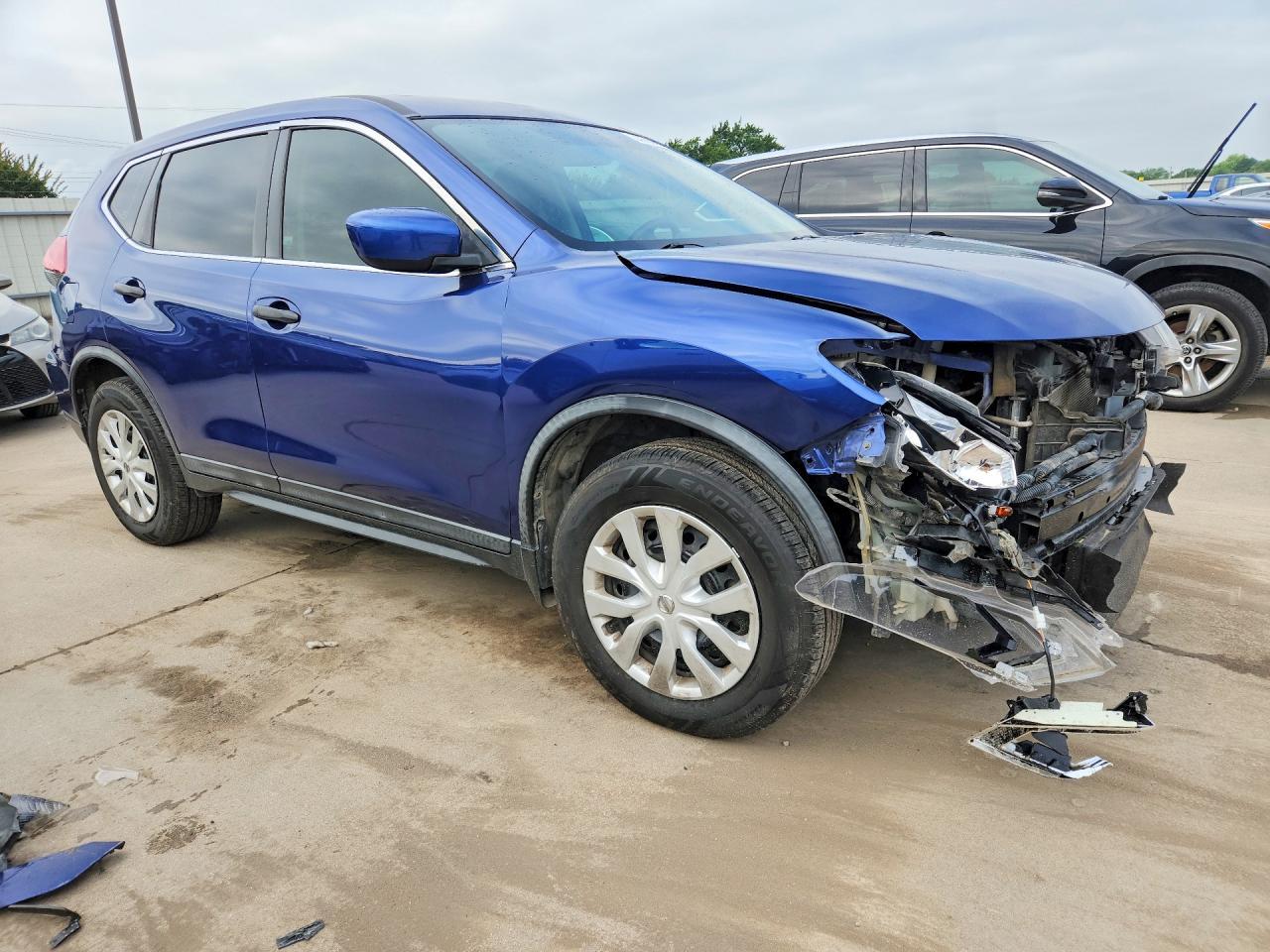 2018 Nissan Rogue S - Image 4