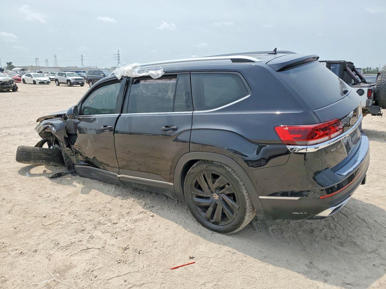 2021 Volkswagen Atlas Sel - Фото 2