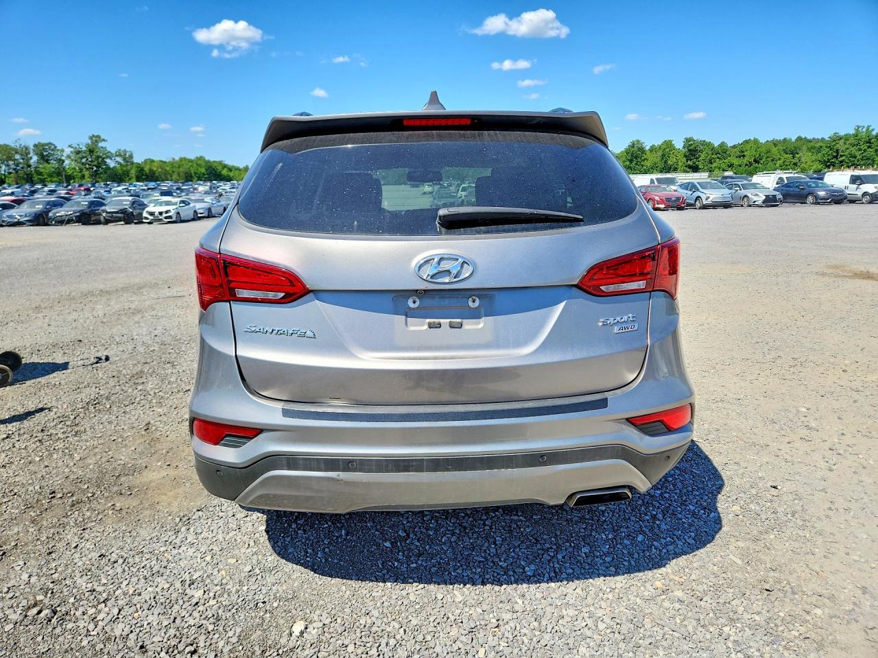 2017 Hyundai Santa Fe Sport 2.4L - Image 6