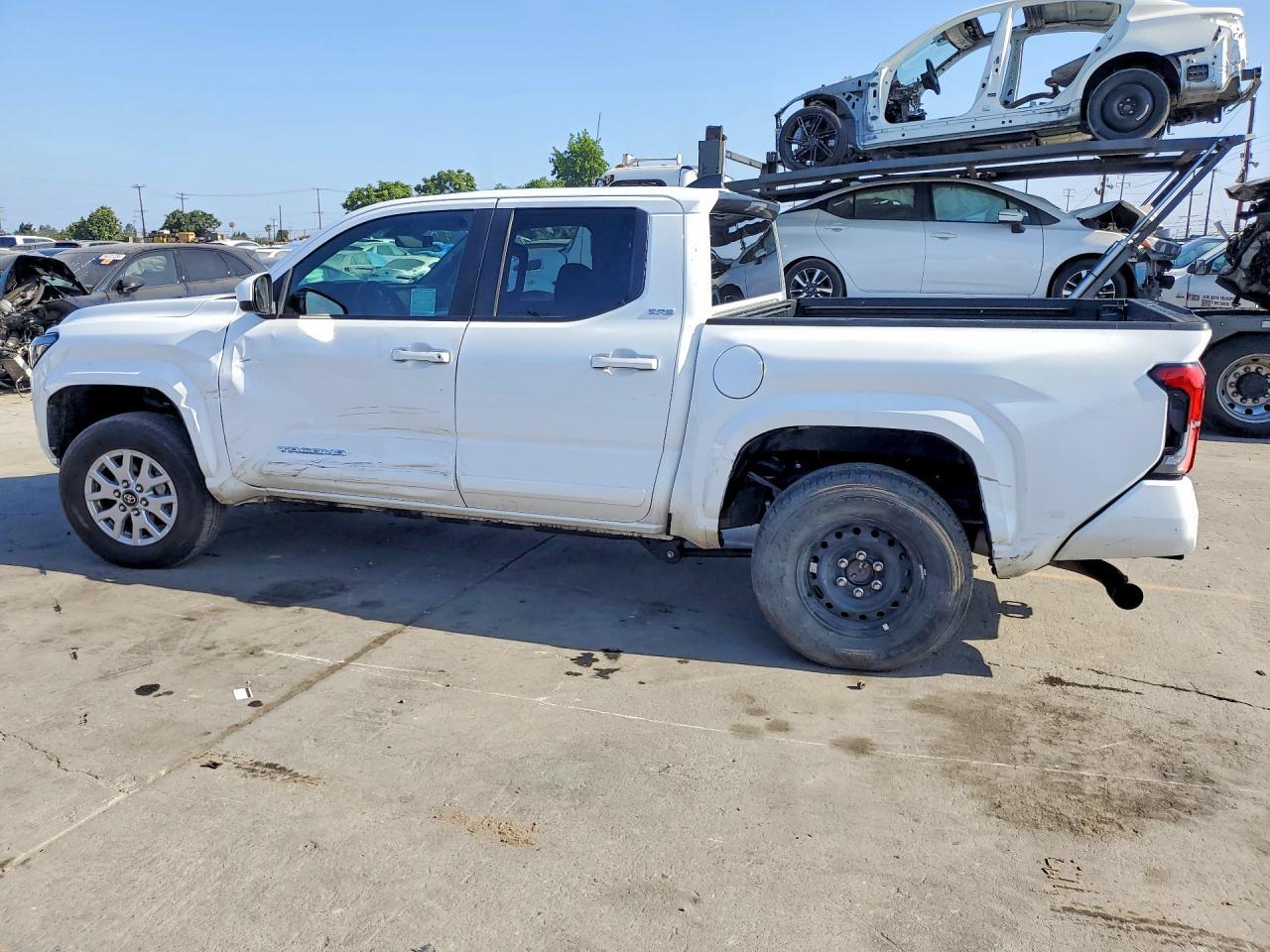 2025 Toyota Tacoma Sr5 - Image 2