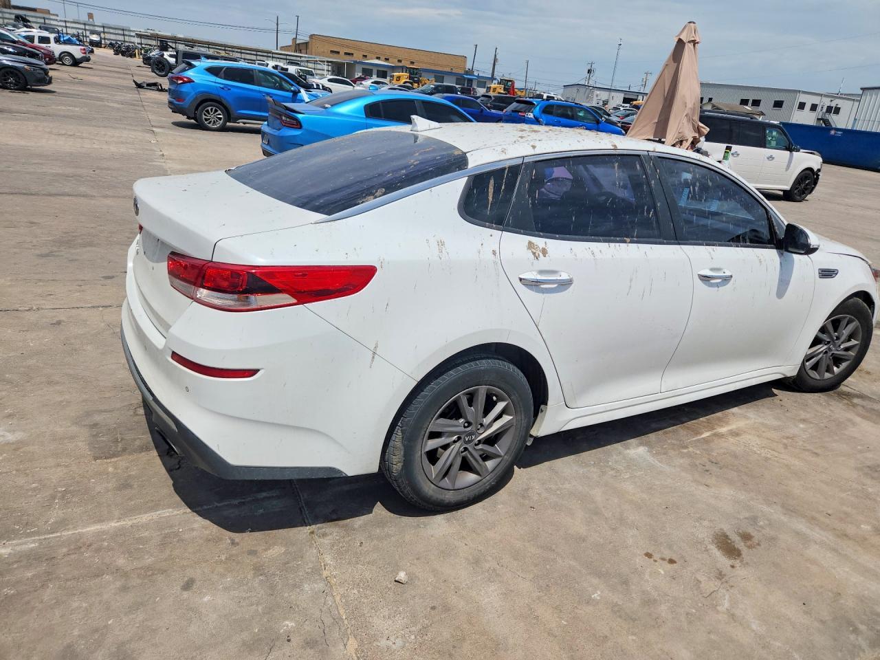 2020 Kia Optima - Image 3