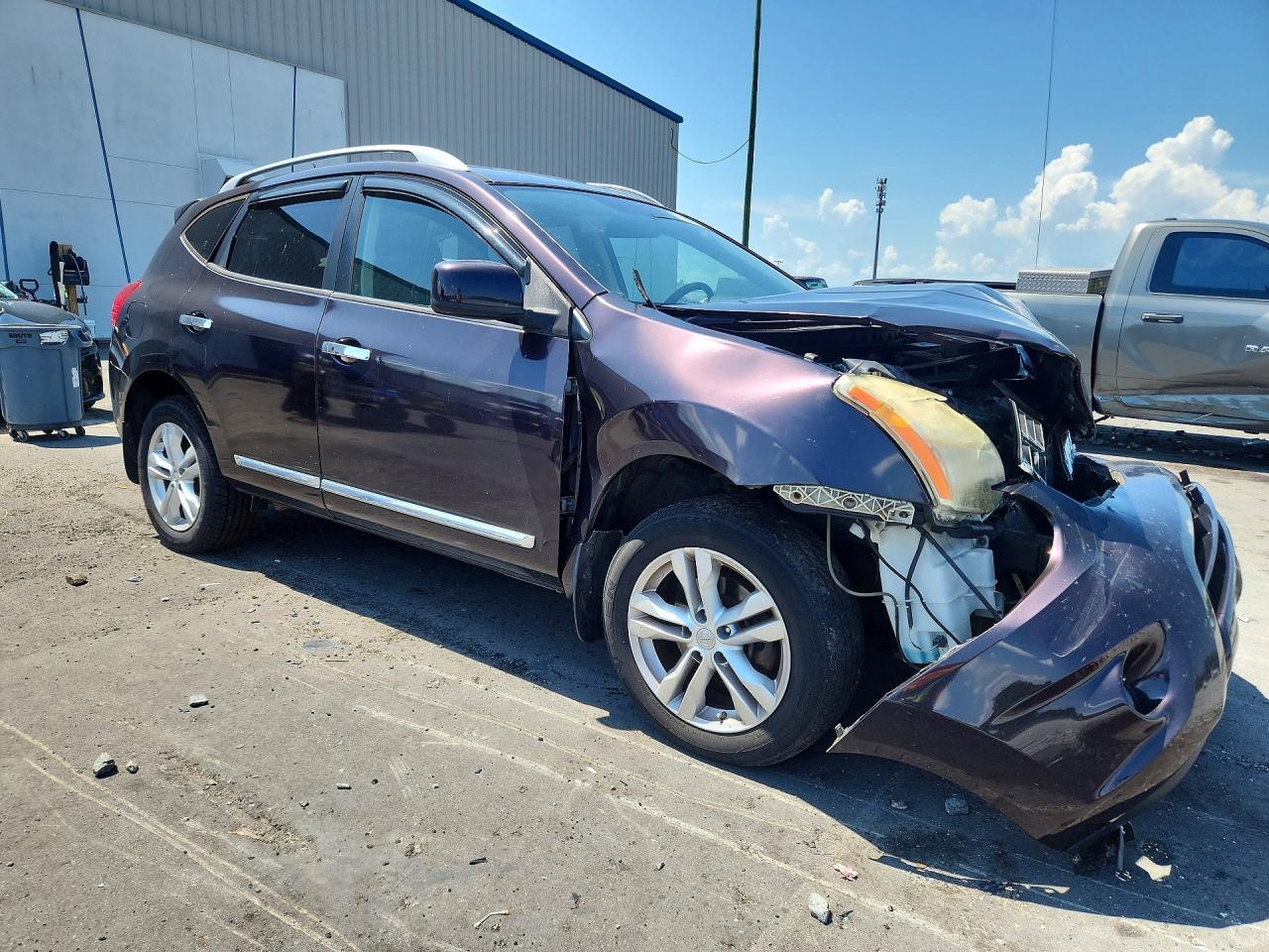 2013 Nissan Rogue S - Фото 4