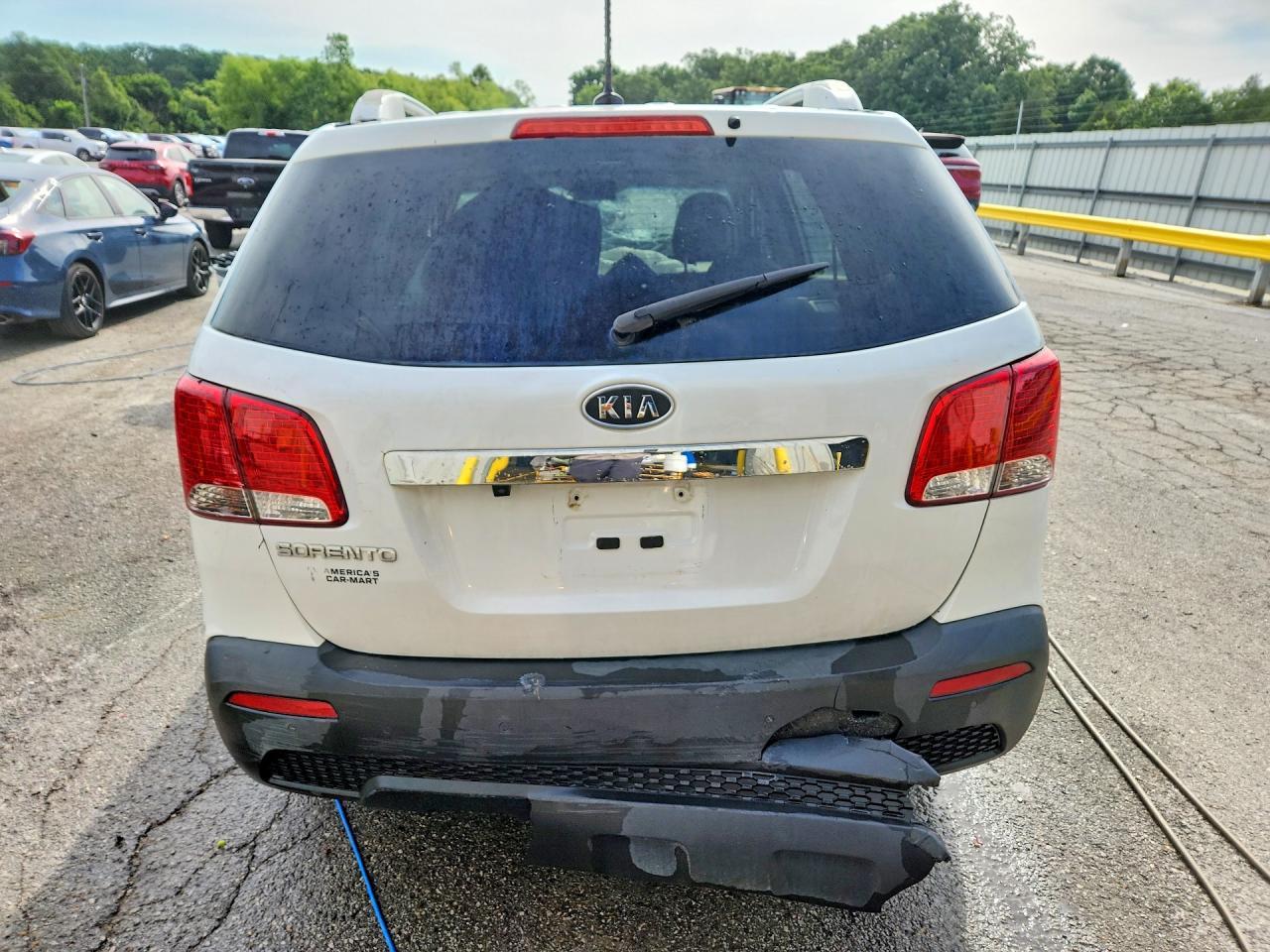 2013 Kia Sorento Lx - Image 6