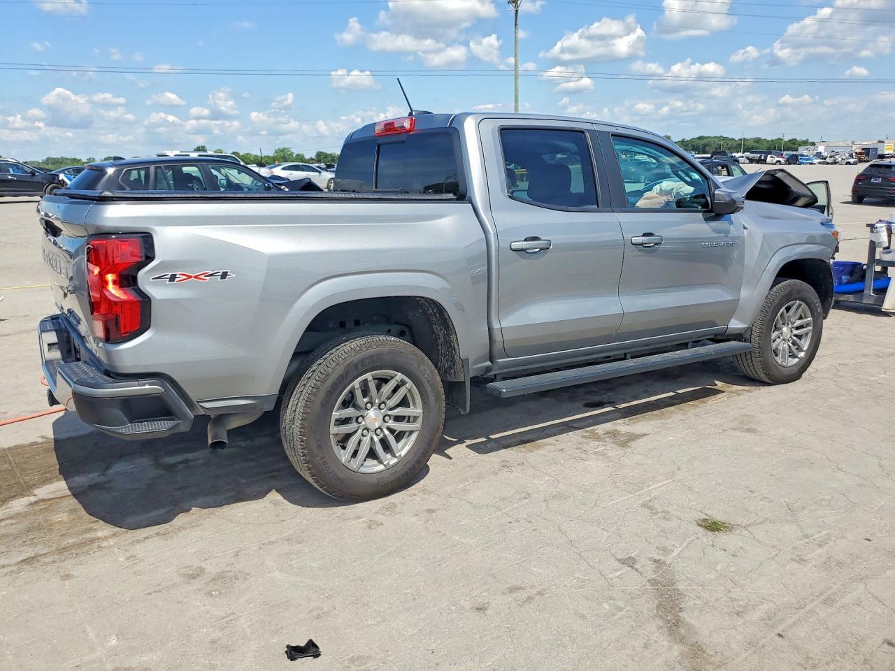 2024 Chevrolet Colorado Lt - Фото 3
