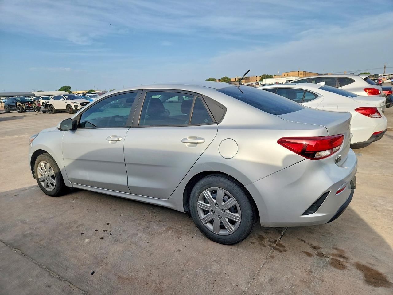 2022 Kia Rio Lx - Image 2