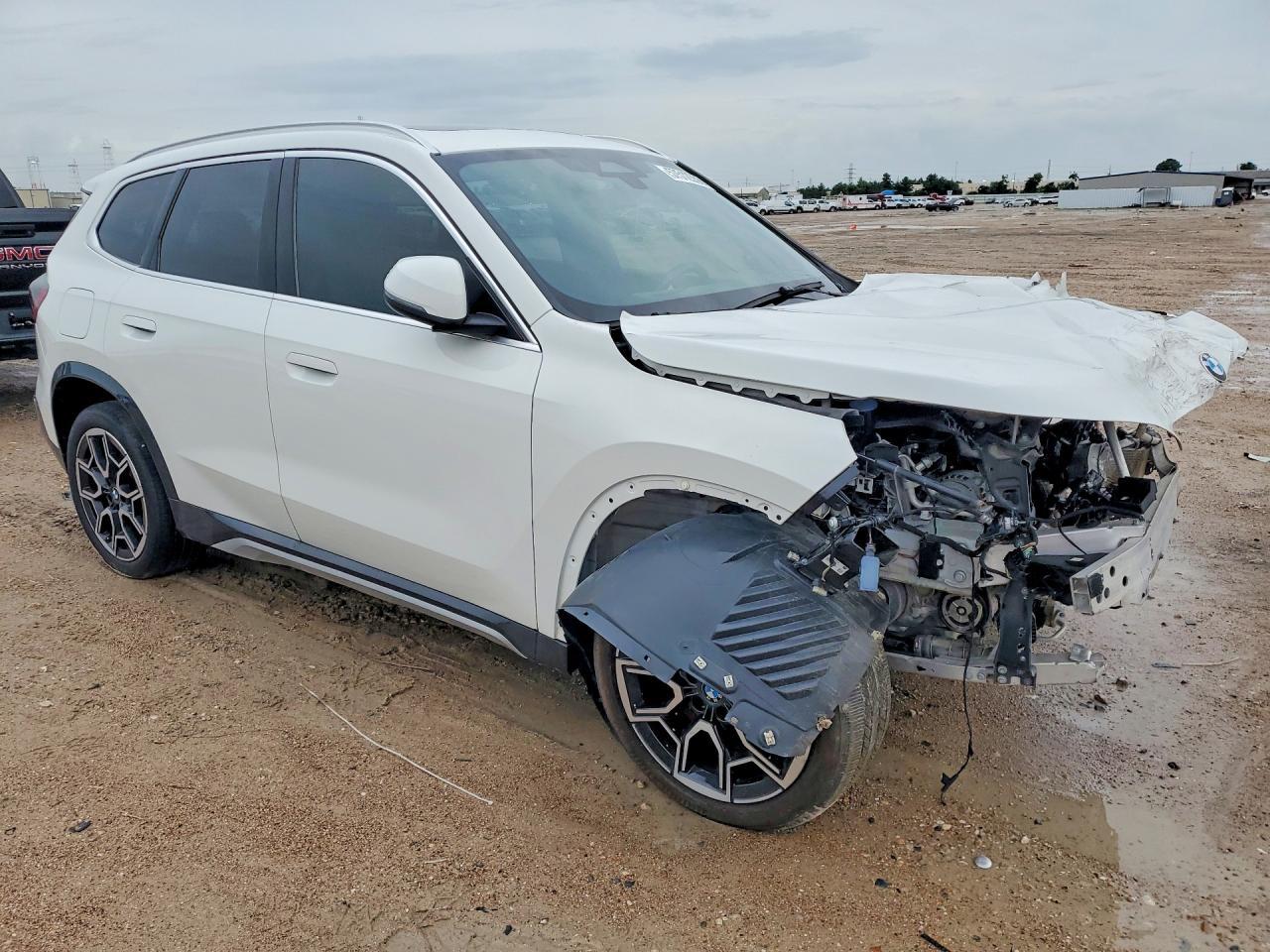 2025 BMW X1 xDrive28I - Фото 4