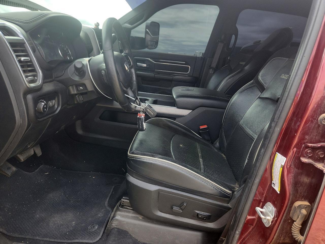 2021 Ram 3500 Laramie - Фото 7