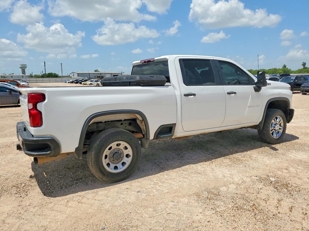 2024 Chevrolet Silverado K2500 Custom - Image 3