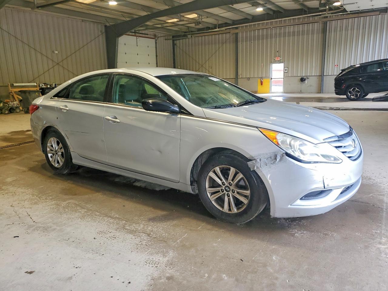 2011 Hyundai Sonata Gls - Фото 4