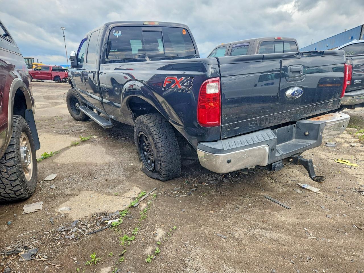 2015 Ford F350 Super Duty - Image 2