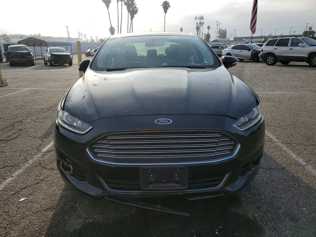 2014 Ford Fusion Titanium Phev - Image 5
