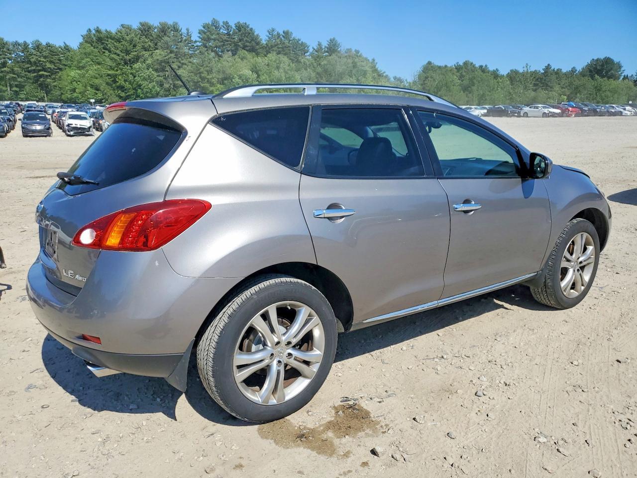 2009 Nissan Murano S - Фото 3
