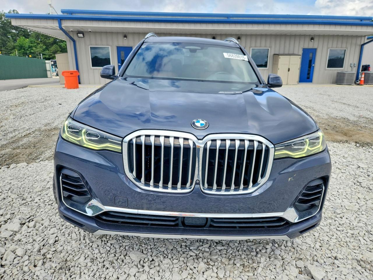 2022 BMW X7 xDrive40I - Фото 5