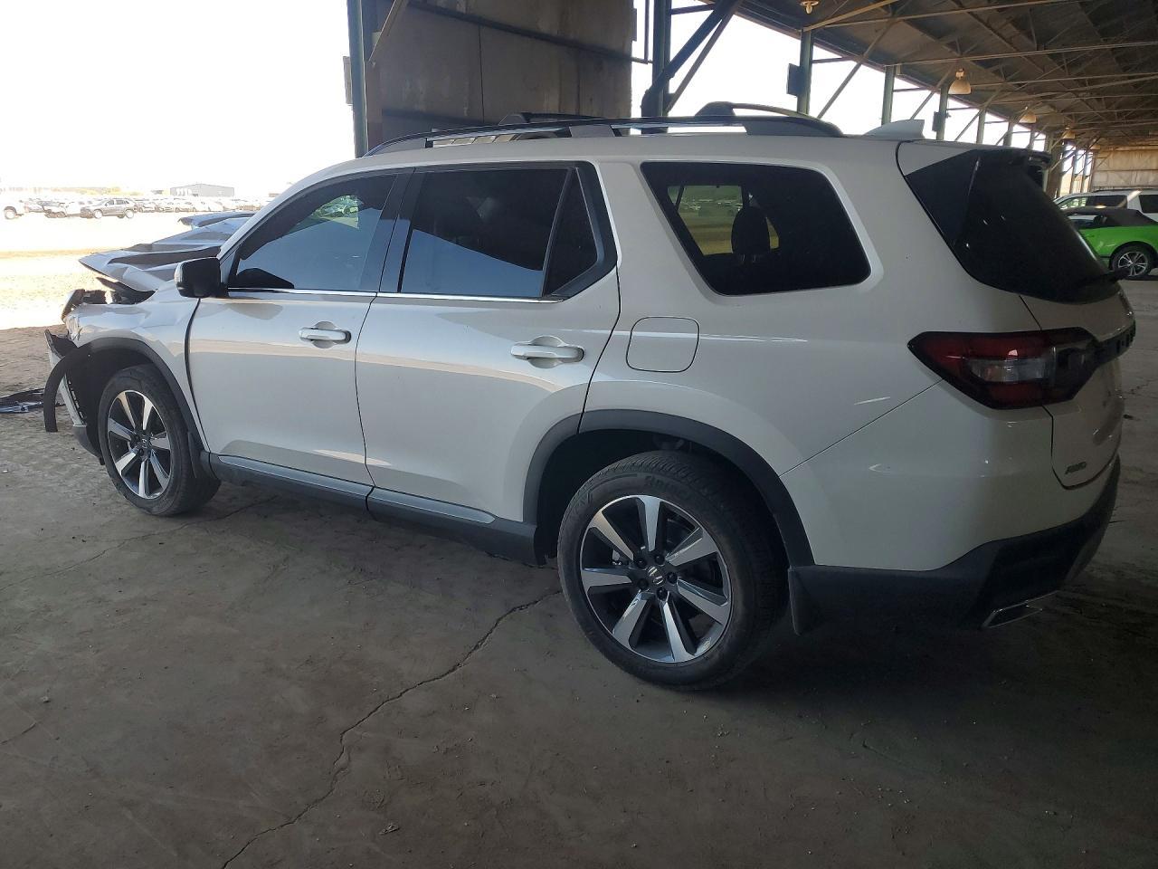 2025 Honda Pilot Touring - Фото 2