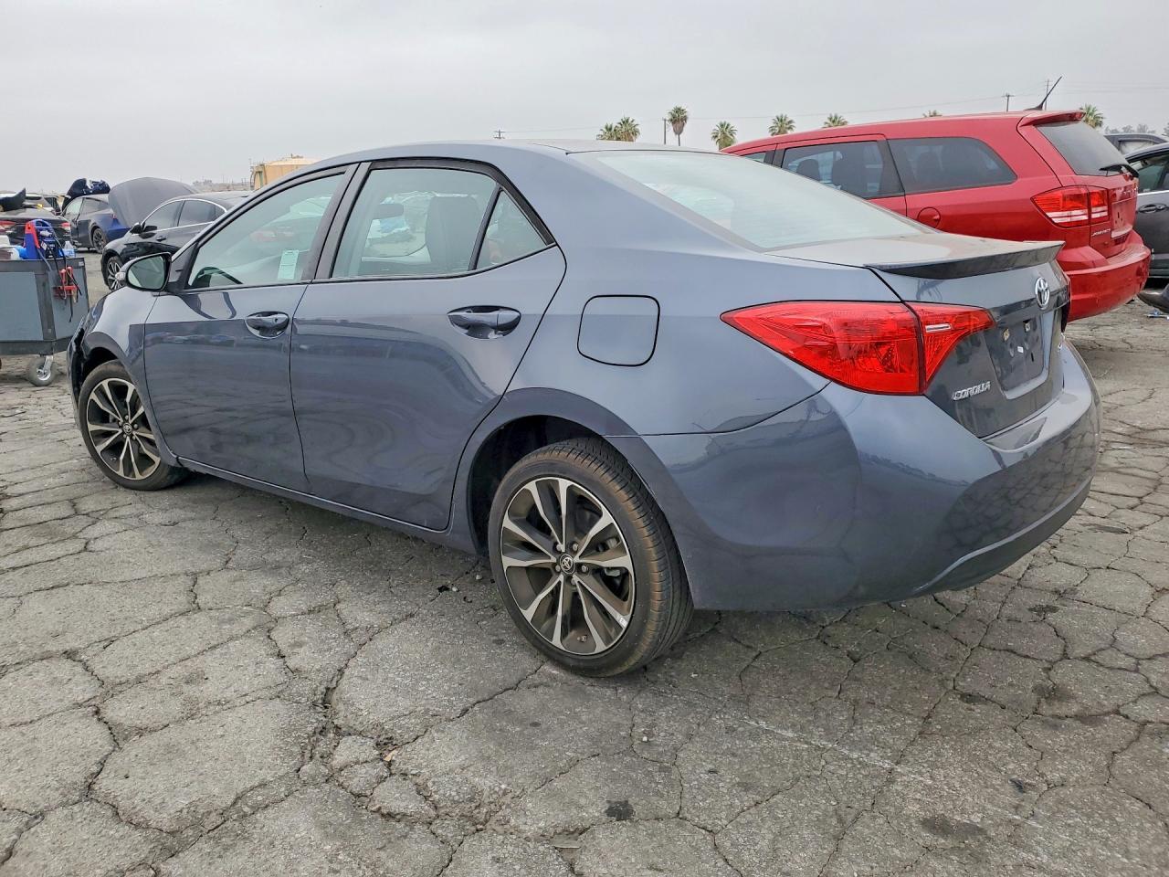 2019 Toyota Corolla Se - Image 2