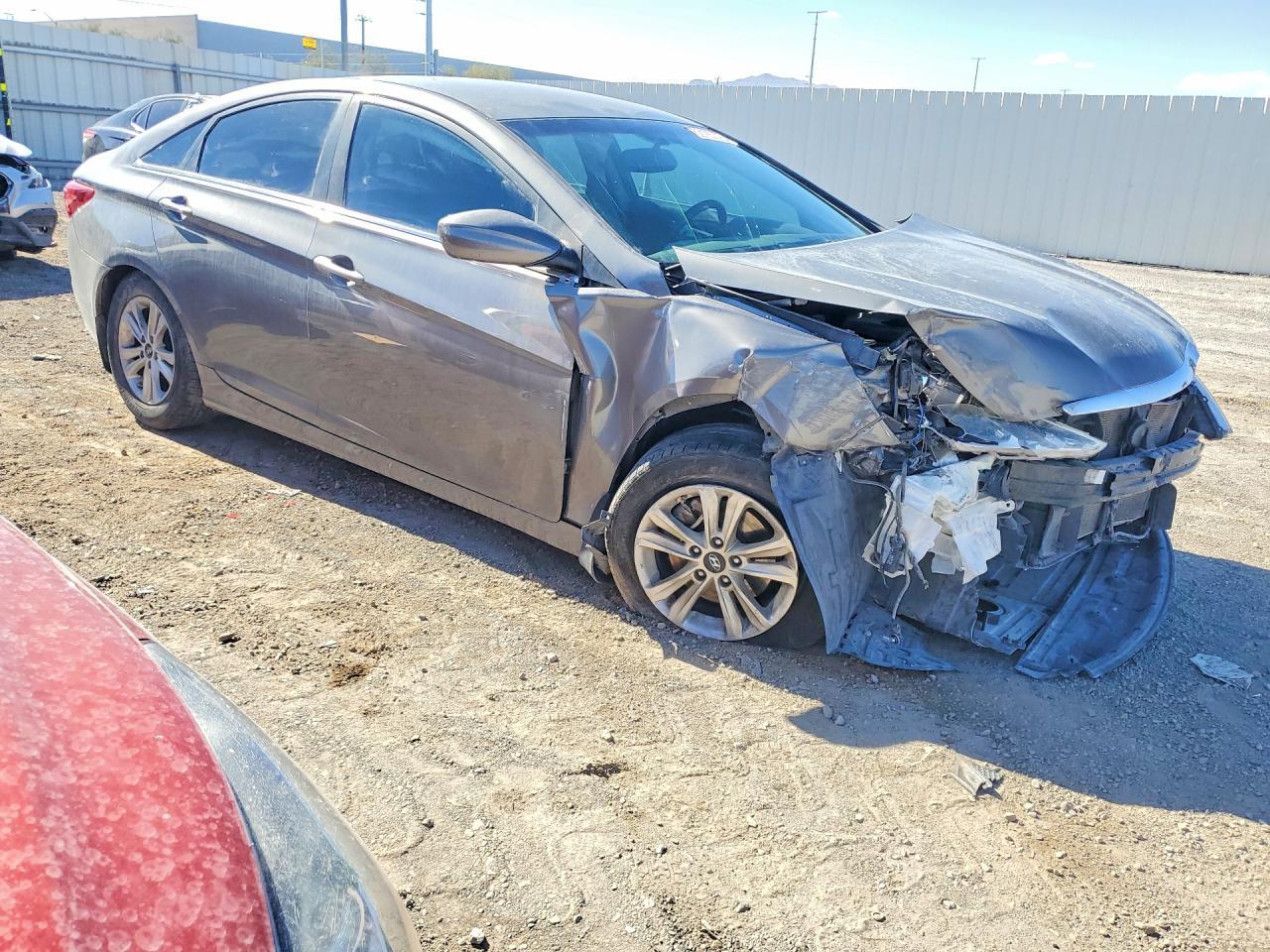 2013 Hyundai Sonata Gls - Image 4