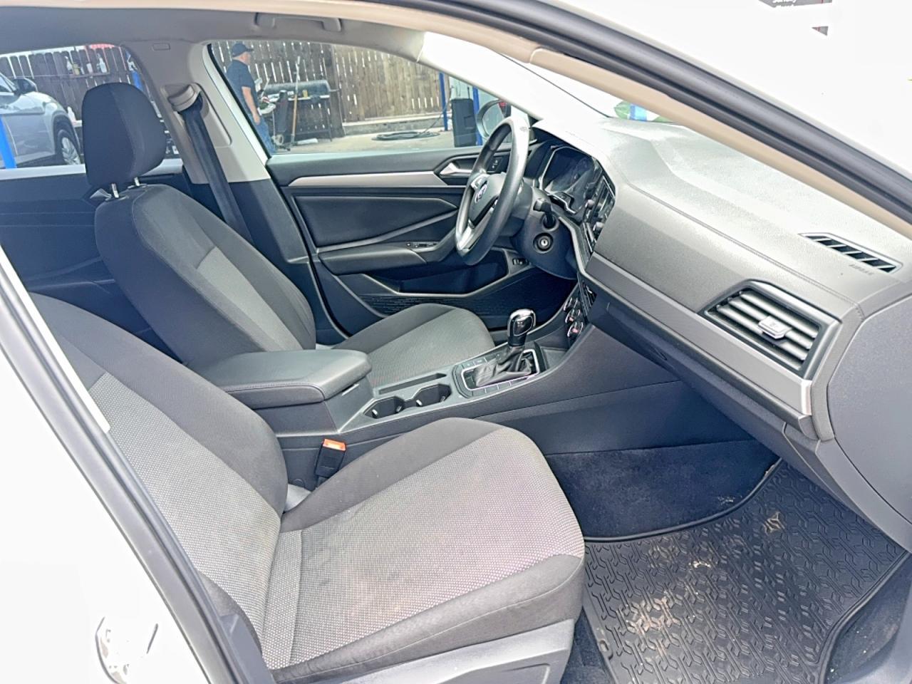2020 Volkswagen Jetta S - Image 5