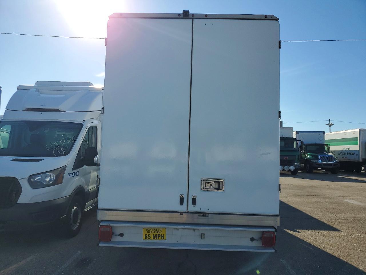 2020 Ford Transit Delivery Truck - Image 6