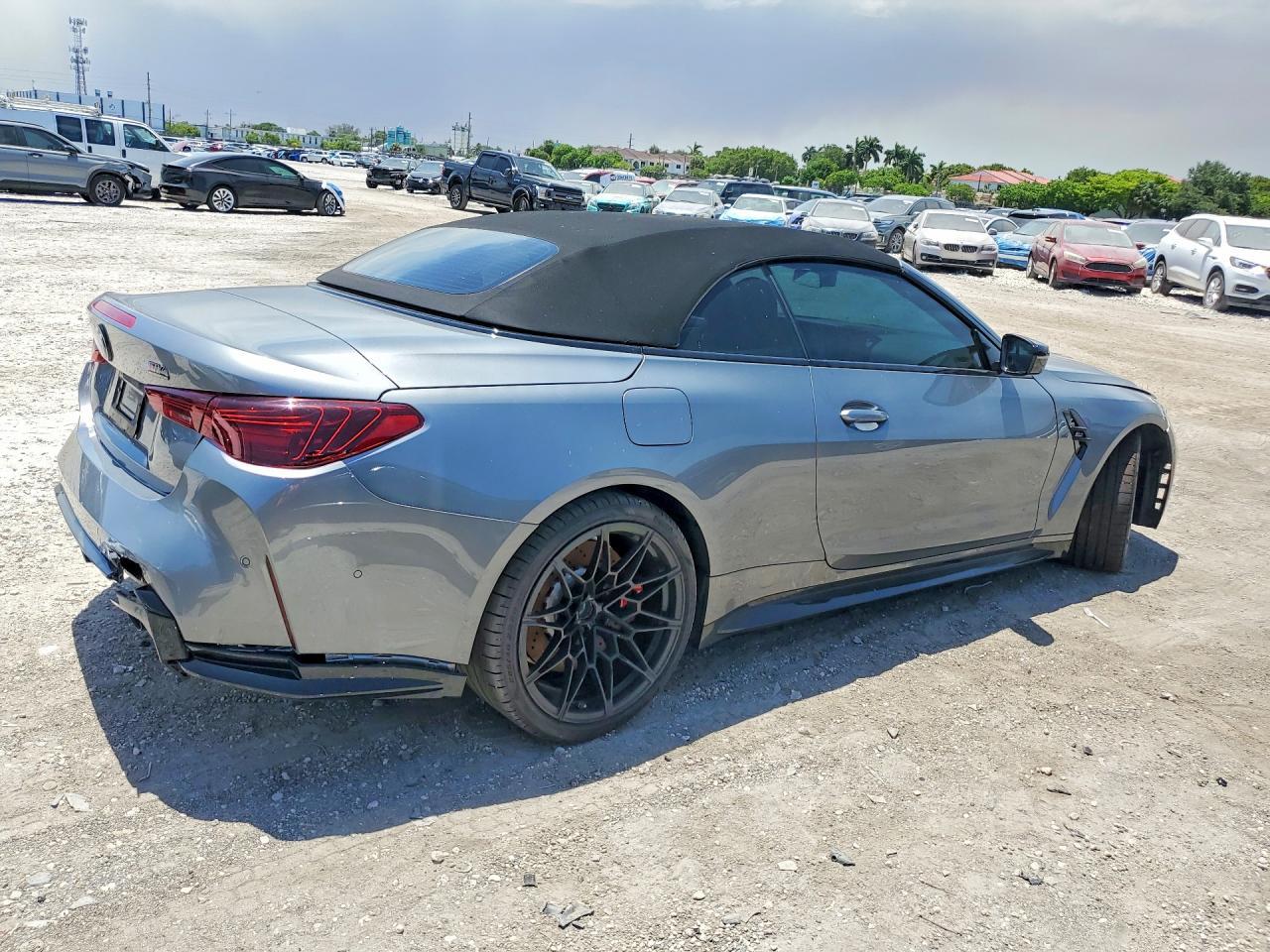 2026 BMW M4 Competition - Фото 3